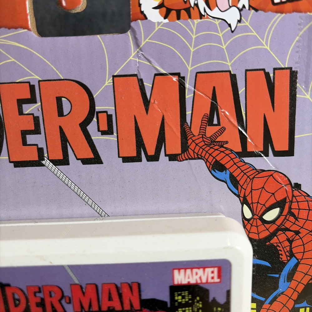 2021 Tiger Electronics Marvel Spider-Man Electronic LCD Handheld Video Game New - Picture 4 of 4